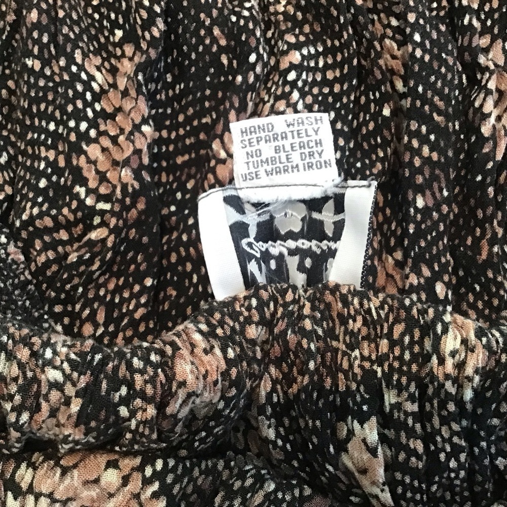 M.P.H. Collection Flowy Rayon Brown /Tan Snakeskin lightweight midi skirt. 3X - Picture 5 of 5